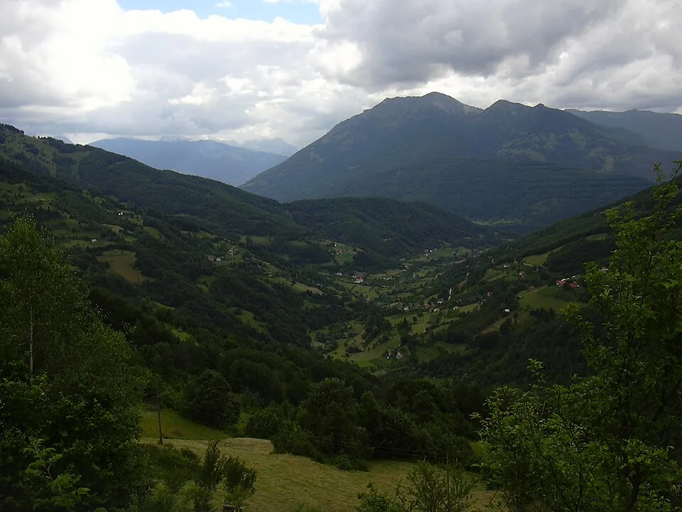Katun Road Borderline Heights