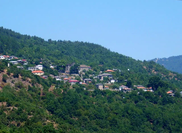 Amarantos Panagia Chapel Trail