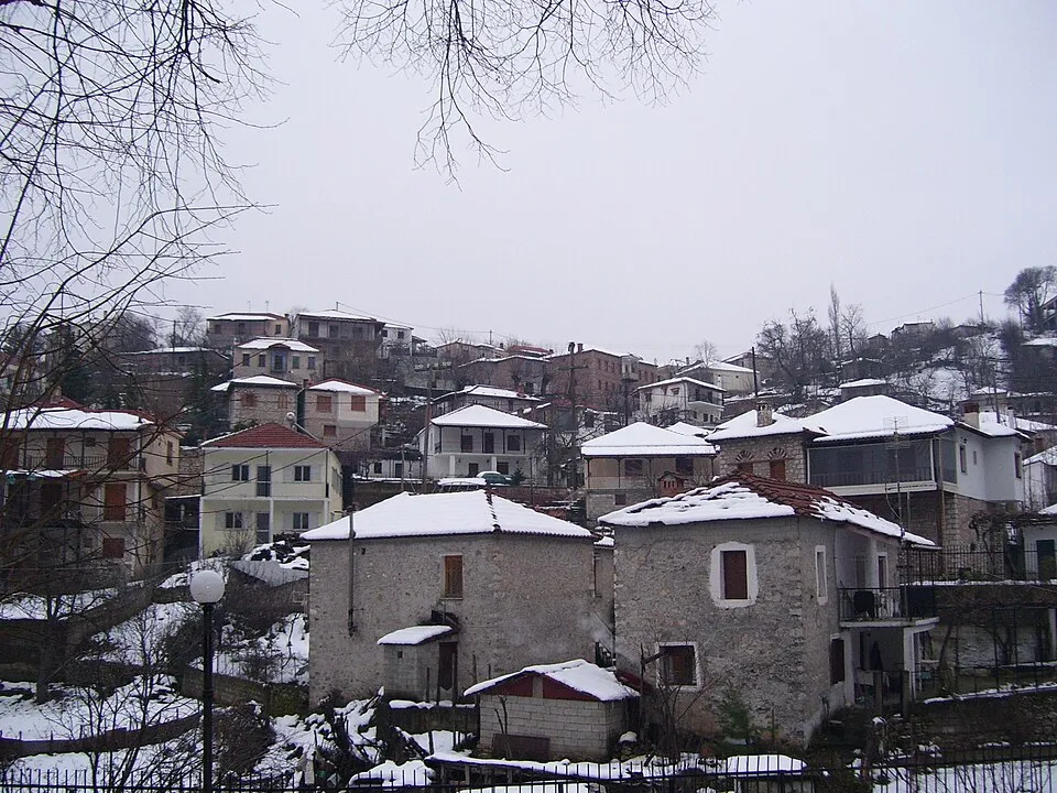 Pili - A30 - Korifi Athineo