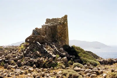3 - Chorio-Paliokastro-Kastro beach