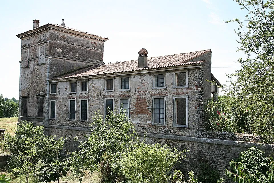 Sentiero delle Grotte di Sarego