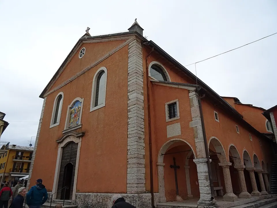 Sentiero n.1 - Area Floro Faunistica "Malga Derocon"